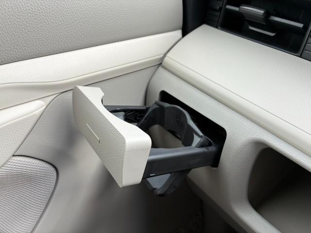 ムーヴ Ｌ　ＳＡＩＩＩ　フロアマット　スマートアシストＩＩＩ　ＡＵＴＯライト　アイドリングストップ　衝突安全ボディ　盗難防止　Ｗエアバッグ　パワーステアリング　パワーウィンドウ　ＡＢＳ（22枚目）