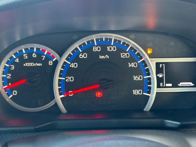 ルーミー カスタムＧ　純正フルセグナビ　バックカメラ　ＥＴＣ　衝突被害軽減ブレーキ　スマートキー　スライドドア　ＬＥＤヘッドライト　プッシュスタート　クルーズコントロール　フルオートエアコン　ＡＢＳ　前席シートヒーター（8枚目）