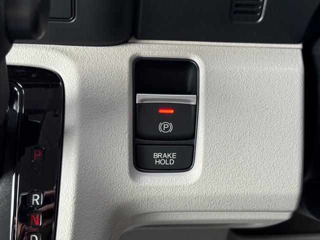 N-BOX ベースグレード 衝突被害軽減ブレーキ スマートキー スライドドア LEDヘッドライト パワーウインドウ プッシュスタート クルーズコントロール フルオートエアコン ABS 前席シートヒーター アイドリングストップ(11枚目)
