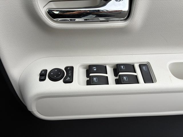 ムーヴキャンバス ストライプスＧ　届出済未使用車　衝突軽減ブレーキ　スマートキー＆プッシュスタート　電動パーキング　ブレーキホールド　前席シートヒーター　ＬＥＤライト　オートハイビーム　ＡＢＳ　Ｗエアバッグ　オートエアコン（34枚目）