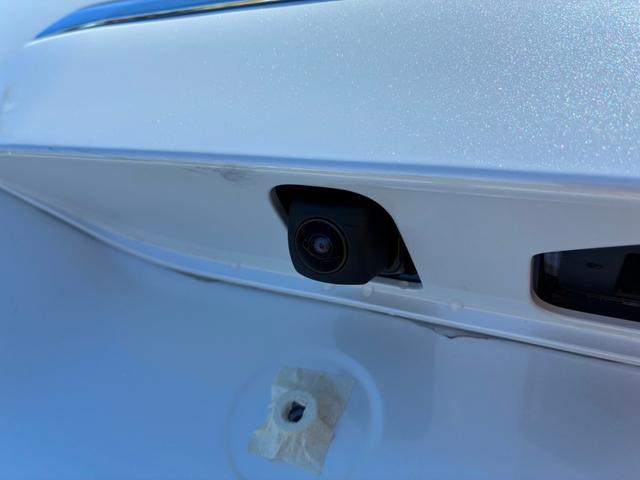 N-BOXカスタム ベースグレード 届出済未使用車 スマートキー&プッシュスタート オートLED 盗難防止装置 前席シートヒーター パワーウインドウ パワーステアリング Wエアバッグ オートエアコン レーンキープアシスト ABS(5枚目)