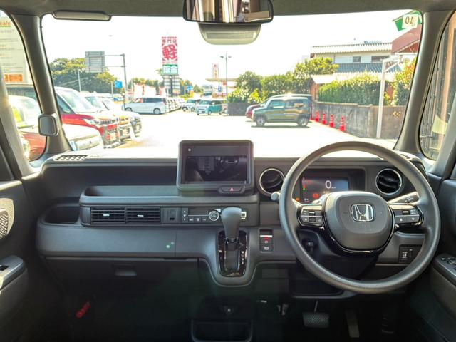 N-BOXカスタム ベースグレード 届出済未使用車 スマートキー&プッシュスタート オートLED 盗難防止装置 前席シートヒーター パワーウインドウ パワーステアリング Wエアバッグ オートエアコン レーンキープアシスト ABS(17枚目)