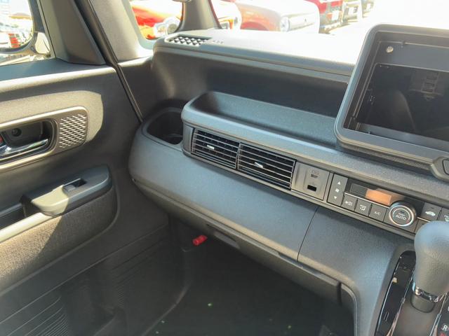 N-BOXカスタム ベースグレード 届出済未使用車 スマートキー&プッシュスタート オートLED 盗難防止装置 前席シートヒーター パワーウインドウ パワーステアリング Wエアバッグ オートエアコン レーンキープアシスト ABS(24枚目)