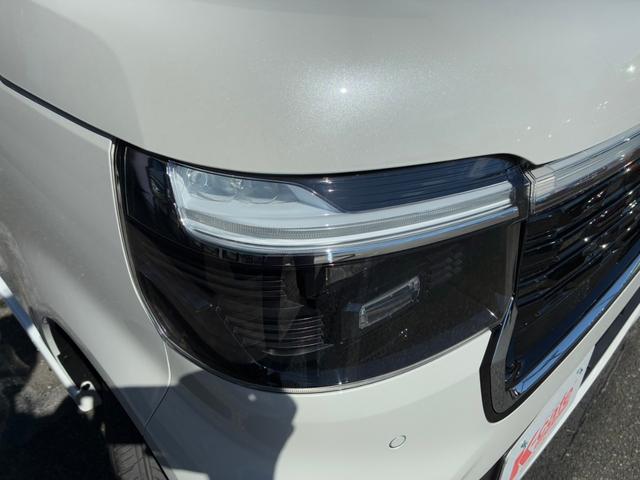 N-BOXカスタム ベースグレード 届出済未使用車 スマートキー&プッシュスタート オートLED 盗難防止装置 前席シートヒーター パワーウインドウ パワーステアリング Wエアバッグ オートエアコン レーンキープアシスト ABS(40枚目)