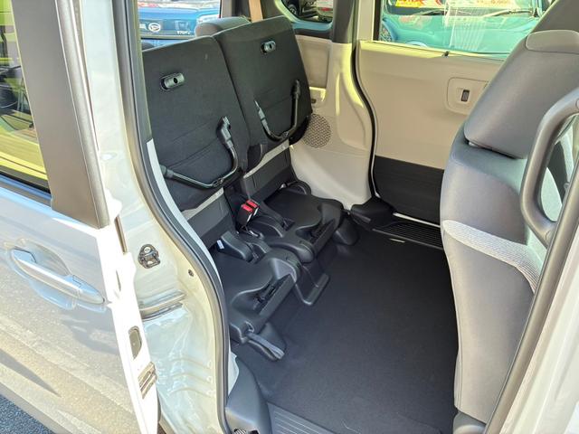 N-BOX ベースグレード 届出済未使用車 スマートキー&プッシュスタート 衝突軽減ブレーキ LEDヘッドライト Wエアバック オートエアコン レーンキープアシスト パワーウィンドウ コーナーセンサ 衝突安全ボディ(10枚目)