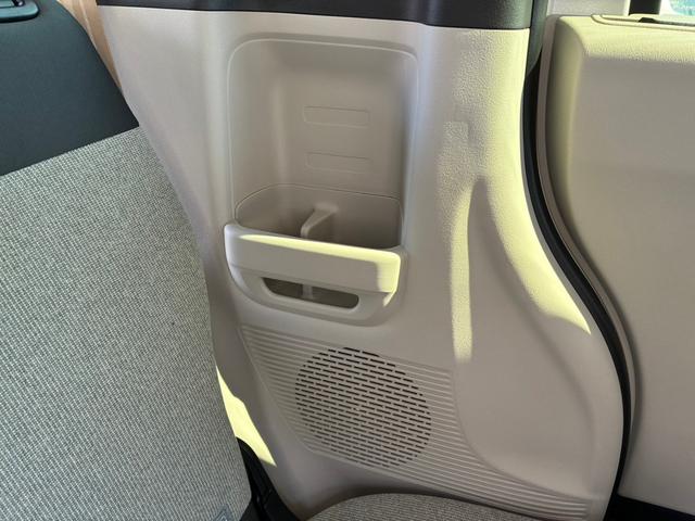 N-BOX ベースグレード 届出済未使用車 スマートキー&プッシュスタート 衝突軽減ブレーキ LEDヘッドライト Wエアバック オートエアコン レーンキープアシスト パワーウィンドウ コーナーセンサ 衝突安全ボディ(13枚目)