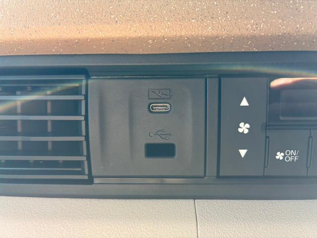 N-BOX ベースグレード 届出済未使用車 スマートキー&プッシュスタート 衝突軽減ブレーキ LEDヘッドライト Wエアバック オートエアコン レーンキープアシスト パワーウィンドウ コーナーセンサ 衝突安全ボディ(20枚目)