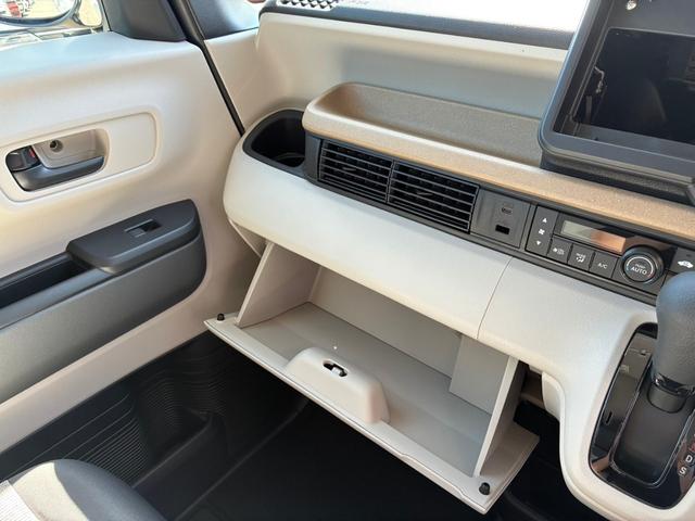 N-BOX ベースグレード 届出済未使用車 スマートキー&プッシュスタート 衝突軽減ブレーキ LEDヘッドライト Wエアバック オートエアコン レーンキープアシスト パワーウィンドウ コーナーセンサ 衝突安全ボディ(25枚目)