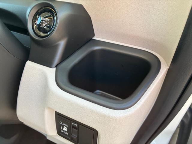 N-BOX ベースグレード 届出済未使用車 スマートキー&プッシュスタート 衝突軽減ブレーキ LEDヘッドライト Wエアバック オートエアコン レーンキープアシスト パワーウィンドウ コーナーセンサ 衝突安全ボディ(33枚目)