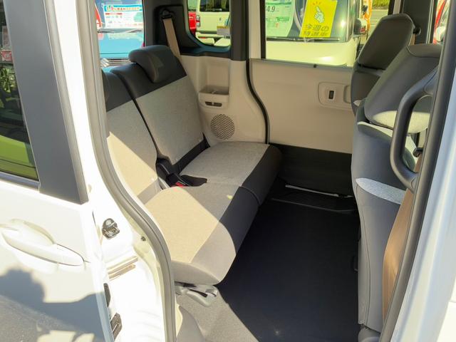 N-BOX ベースグレード 届出済未使用車 スマートキー&プッシュスタート 衝突軽減ブレーキ LEDヘッドライト Wエアバック オートエアコン レーンキープアシスト パワーウィンドウ コーナーセンサ 衝突安全ボディ(10枚目)