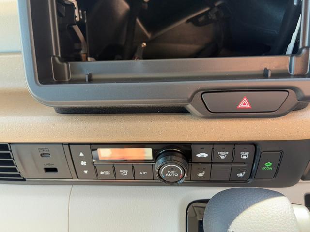 N-BOX ベースグレード 届出済未使用車 スマートキー&プッシュスタート 衝突軽減ブレーキ LEDヘッドライト Wエアバック オートエアコン レーンキープアシスト パワーウィンドウ コーナーセンサ 衝突安全ボディ(17枚目)