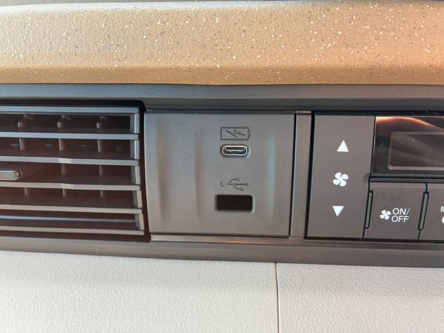 N-BOX ベースグレード 届出済未使用車 スマートキー&プッシュスタート 衝突軽減ブレーキ LEDヘッドライト Wエアバック オートエアコン レーンキープアシスト パワーウィンドウ コーナーセンサ 衝突安全ボディ(19枚目)