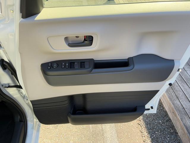 N-BOX ベースグレード 届出済未使用車 スマートキー&プッシュスタート 衝突軽減ブレーキ LEDヘッドライト Wエアバック オートエアコン レーンキープアシスト パワーウィンドウ コーナーセンサ 衝突安全ボディ(34枚目)