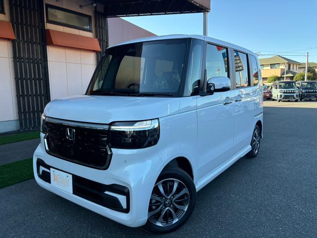 N-BOXカスタム ベースグレード 衝突被害軽減ブレーキ スマートキー スライドドア LEDヘッドライト パワーウインドウ プッシュスタート クルーズコントロール フルオートエアコン ABS 前席シートヒーター アイドリングストップ(3枚目)