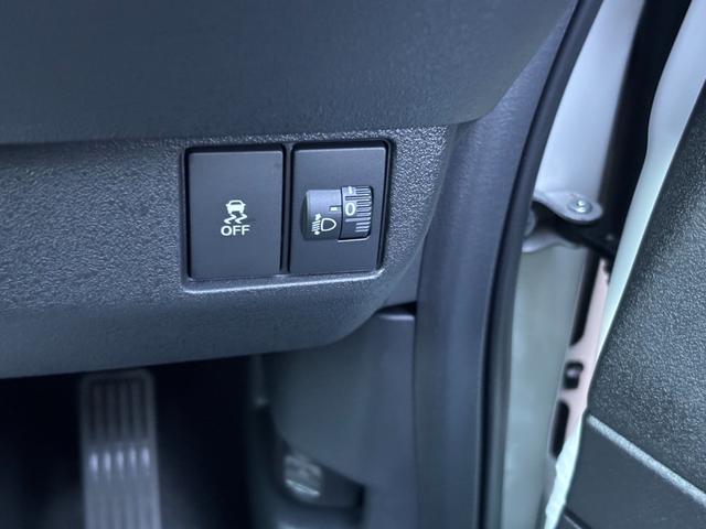N-BOXカスタム ベースグレード 衝突被害軽減ブレーキ スマートキー スライドドア LEDヘッドライト パワーウインドウ プッシュスタート クルーズコントロール フルオートエアコン ABS 前席シートヒーター アイドリングストップ(15枚目)