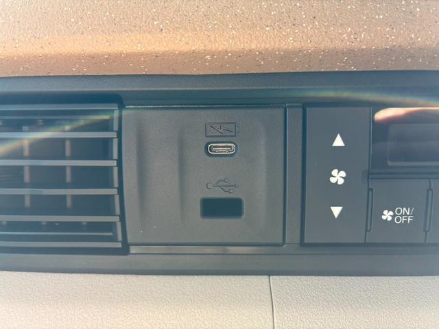 N-BOX ベースグレード 届出済未使用車 スマートキー&プッシュスタート 衝突軽減ブレーキ LEDヘッドライト Wエアバック オートエアコン レーンキープアシスト パワーウィンドウ コーナーセンサ 衝突安全ボディ(19枚目)