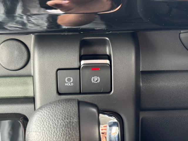 スペーシアギア ハイブリッドＸＺ　衝突被害軽減ブレーキ　スマートキー　スライドドア　ＬＥＤヘッドライト　パワーウインドウ　プッシュスタート　クルーズコントロール　フルオートエアコン　ＡＢＳ　前席シートヒーター　アイドリングストップ（15枚目）