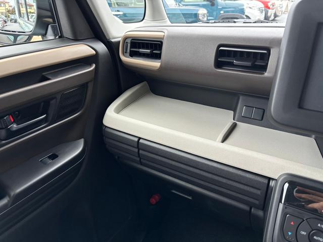 スペーシア ハイブリッドG スマートキー スライドドア LEDヘッドライト パワーウインドウ プッシュスタート フルオートエアコン ABS アイドリングストップ(16枚目)