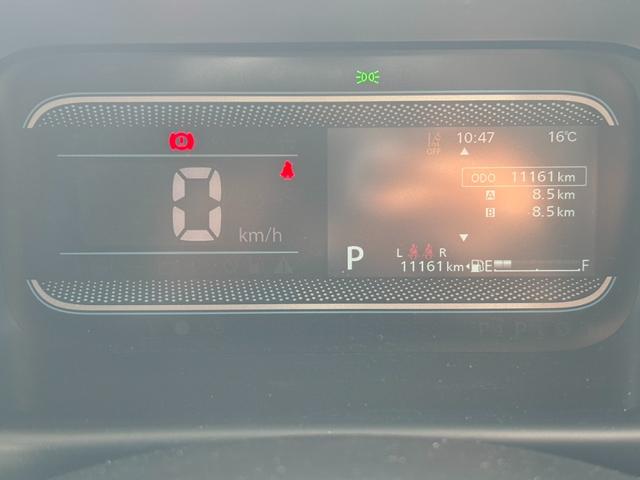 スペーシア ハイブリッドＸ　純正全方位モニター　フルセグ　衝突被害軽減ブレーキ　スマートキー　スライドドア　パワーウインドウ　プッシュスタート　フルオートエアコン　ＡＢＳ　前席シートヒーター　アイドリングストップ（8枚目）