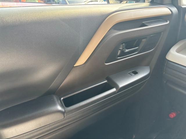 スペーシア ハイブリッドＸ　純正全方位モニター　フルセグ　衝突被害軽減ブレーキ　スマートキー　スライドドア　パワーウインドウ　プッシュスタート　フルオートエアコン　ＡＢＳ　前席シートヒーター　アイドリングストップ（19枚目）