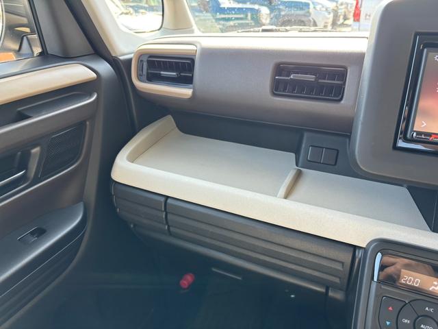 スペーシア ハイブリッドＧ　ディスプレイオーディオ　　スライドドア　パワーウインドウ　プッシュスタート　オートエアコン　ＡＢＳ　アイドリングストップ（13枚目）