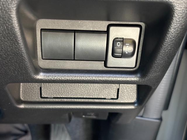 スペーシア ハイブリッドＧ　ディスプレイオーディオ　　スライドドア　パワーウインドウ　プッシュスタート　オートエアコン　ＡＢＳ　アイドリングストップ（16枚目）