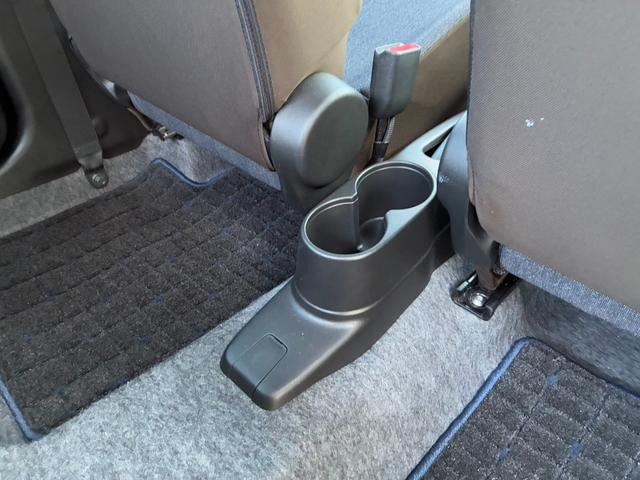 アルト Ｌ　純正ディスプレイオーディオ　バックカメラ　フロアマット　運転席シートヒーター　ＡＢＳ　マニュアルエアコン　パワーウインドウ　前方・後方誤発進抑制機能　ＡＵＴＯライト　パワーステアリング（11枚目）