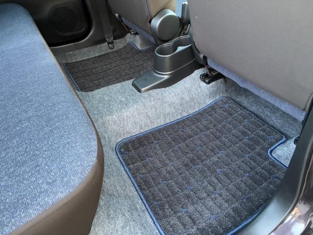 アルト Ｌ　純正ディスプレイオーディオ　バックカメラ　フロアマット　運転席シートヒーター　ＡＢＳ　マニュアルエアコン　パワーウインドウ　前方・後方誤発進抑制機能　ＡＵＴＯライト　パワーステアリング（12枚目）