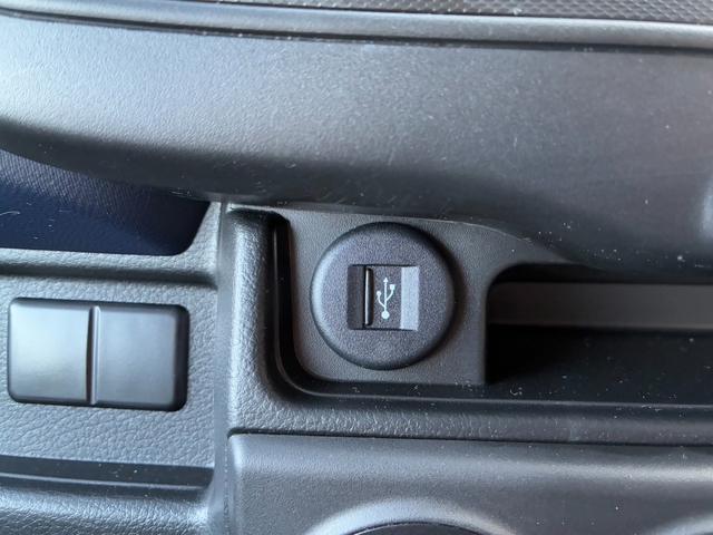 アルト Ｌ　純正ディスプレイオーディオ　バックカメラ　フロアマット　運転席シートヒーター　ＡＢＳ　マニュアルエアコン　パワーウインドウ　前方・後方誤発進抑制機能　ＡＵＴＯライト　パワーステアリング（19枚目）