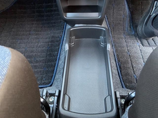 アルト Ｌ　純正ディスプレイオーディオ　バックカメラ　フロアマット　運転席シートヒーター　ＡＢＳ　マニュアルエアコン　パワーウインドウ　前方・後方誤発進抑制機能　ＡＵＴＯライト　パワーステアリング（21枚目）