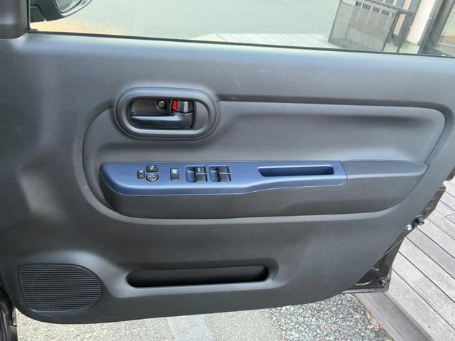 アルト Ｌ　純正ディスプレイオーディオ　バックカメラ　フロアマット　運転席シートヒーター　ＡＢＳ　マニュアルエアコン　パワーウインドウ　前方・後方誤発進抑制機能　ＡＵＴＯライト　パワーステアリング（29枚目）