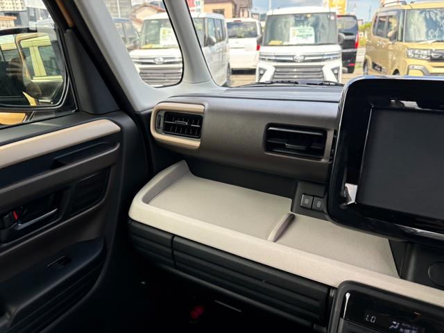 スペーシア ハイブリッドＸ　衝突被害軽減ブレーキ　スマートキー　スライドドア　ＬＥＤヘッドライト　パワーウインドウ　プッシュスタート　オートエアコン　ＡＢＳ　前席シートヒーター　アイドリングストップ（20枚目）