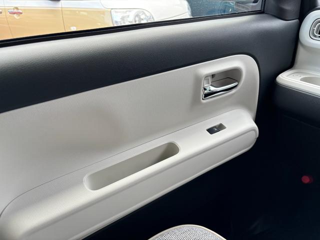 ムーヴキャンバス ストライプスＧ　衝突被害軽減ブレーキ　スマートキー　スライドドア　ＬＥＤヘッドライト　パワーウインドウ　プッシュスタート　フルオートエアコン　　アイドリングストップ（17枚目）