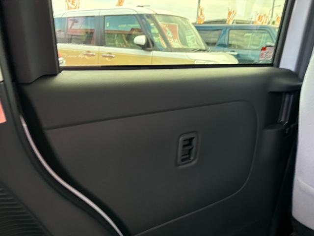 ムーヴキャンバス ストライプスＧ　衝突被害軽減ブレーキ　スマートキー　スライドドア　ＬＥＤヘッドライト　パワーウインドウ　プッシュスタート　フルオートエアコン　　アイドリングストップ（25枚目）