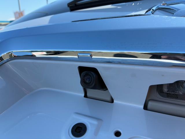 タフト Ｇ　クロムベンチャー　届出済未使用車　衝突軽減装置　スマートキー＆プッシュスタート　ＬＥＤヘッドライト　車線逸脱警報装置　オートマチックハイビーム　Ｗエアバック　サンル－フ　前席シートヒーター　パーキングセンサー（5枚目）