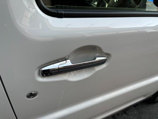 ハスラー ハイブリッドＸ　衝突被害軽減ブレーキ　スマートキー　ＬＥＤヘッドライト　パワーウインドウ　プッシュスタート　クルーズコントロール　フルオートエアコン　ＡＢＳ　前席シートヒーター　アイドリングストップ（31枚目）