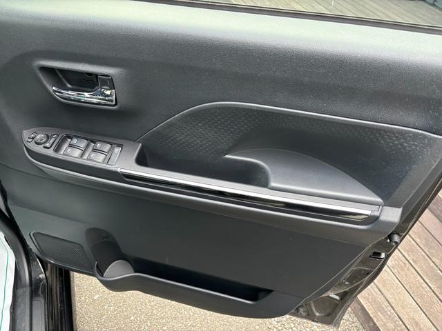 タント カスタムＸ　フルセグナビ　ＥＴＣ　衝突被害軽減ブレーキ　スマートキー　スライドドア　ＬＥＤヘッドライト　パワーウインドウ　プッシュスタート　フルオートエアコン　ＡＢＳ　　アイドリングストップ（5枚目）