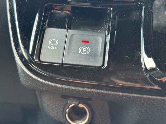 タント カスタムＸ　フルセグナビ　ＥＴＣ　衝突被害軽減ブレーキ　スマートキー　スライドドア　ＬＥＤヘッドライト　パワーウインドウ　プッシュスタート　フルオートエアコン　ＡＢＳ　　アイドリングストップ（14枚目）