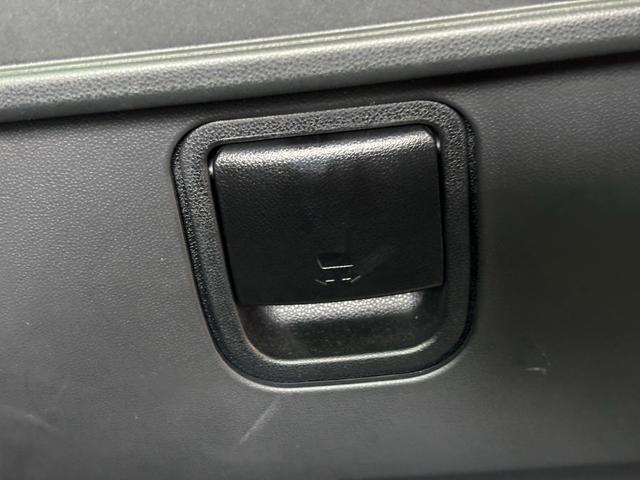 タント カスタムＸ　フルセグナビ　ＥＴＣ　衝突被害軽減ブレーキ　スマートキー　スライドドア　ＬＥＤヘッドライト　パワーウインドウ　プッシュスタート　フルオートエアコン　ＡＢＳ　　アイドリングストップ（42枚目）