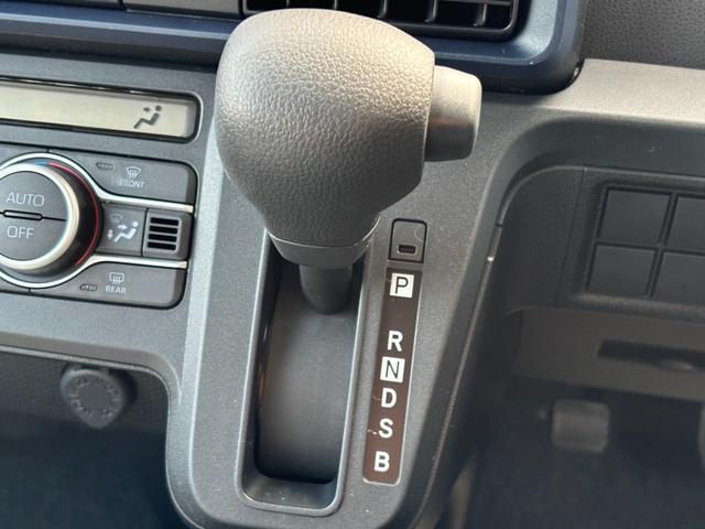 タント L 衝突被害軽減ブレーキ スマートキー スライドドア パワーウインドウ プッシュスタート ABS アイドリングストップ(12枚目)