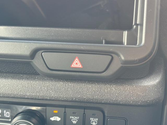 Ｎ－ＢＯＸカスタム ベースグレード　衝突被害軽減ブレーキ　スマートキー　スライドドア　ＬＥＤヘッドライト　パワーウインドウ　プッシュスタート　クルーズコントロール　フルオートエアコン　ＡＢＳ　前席シートヒーター　アイドリングストップ（27枚目）