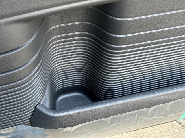 Ｎ－ＢＯＸカスタム ベースグレード　衝突被害軽減ブレーキ　スマートキー　スライドドア　ＬＥＤヘッドライト　パワーウインドウ　プッシュスタート　クルーズコントロール　フルオートエアコン　ＡＢＳ　前席シートヒーター　アイドリングストップ（29枚目）