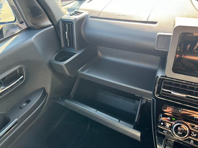 タント カスタムX 衝突被害軽減ブレーキ スマートキー スライドドア LEDヘッドライト パワーウインドウ プッシュスタート フルオートエアコン ABS 前席シートヒーター(23枚目)