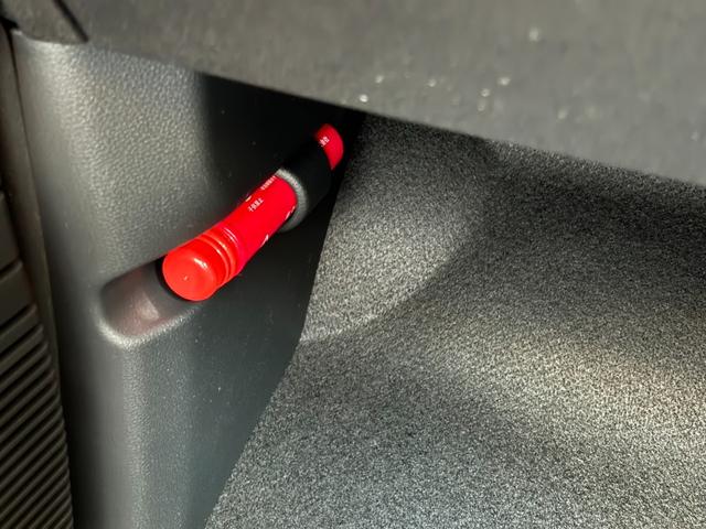 Ｎ－ＢＯＸカスタム ベースグレード　衝突被害軽減ブレーキ　スマートキー　スライドドア　ＬＥＤヘッドライト　パワーウインドウ　プッシュスタート　クルーズコントロール　フルオートエアコン　ＡＢＳ　前席シートヒーター　アイドリングストップ（48枚目）