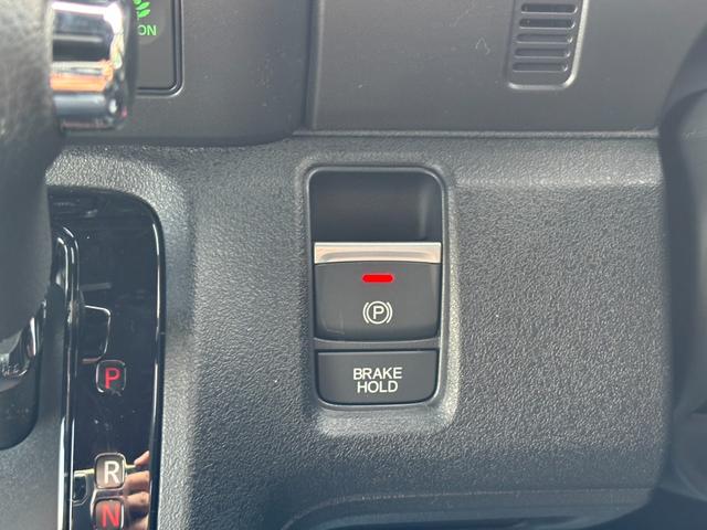 Ｎ－ＢＯＸカスタム ベースグレード　衝突被害軽減ブレーキ　スマートキー　スライドドア　ＬＥＤヘッドライト　パワーウインドウ　プッシュスタート　クルーズコントロール　フルオートエアコン　ＡＢＳ　前席シートヒーター　アイドリングストップ（64枚目）