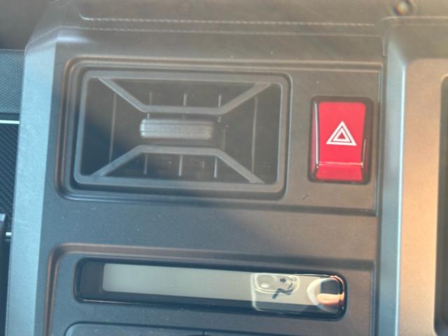 タフト G クロムベンチャー フルセグナビ バックカメラ 衝突被害軽減ブレーキ スマートキー パワーウインドウ プッシュスタート フルオートエアコン ABS 前席シートヒーター アイドリングストップ(13枚目)