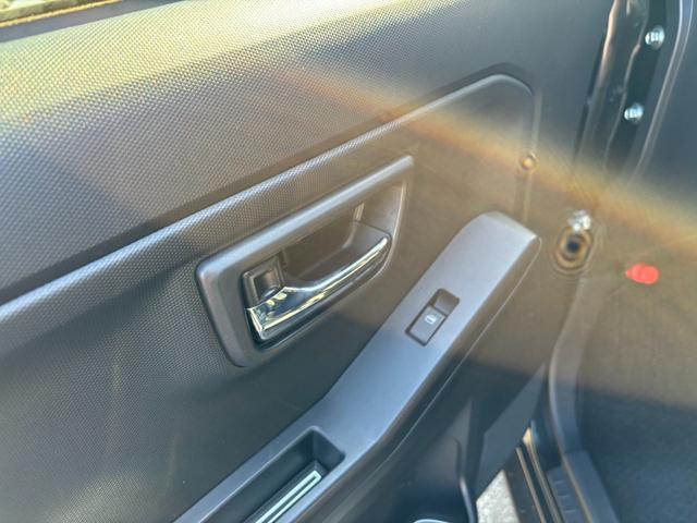 タフト G クロムベンチャー フルセグナビ バックカメラ 衝突被害軽減ブレーキ スマートキー パワーウインドウ プッシュスタート フルオートエアコン ABS 前席シートヒーター アイドリングストップ(59枚目)