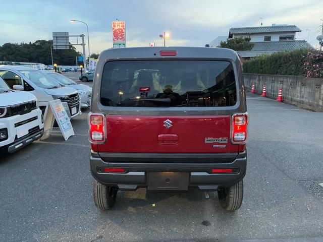 ハスラー ハイブリッドＸ　届出済未使用車　オートＬＥＤ　車線逸脱警報装置　スマートキー＆プッシュスタート　セキュリティアラーム　前席シートヒーター　オートクルーズ　デュアルカメラサポート　パワーウインドウ　ＡＢＳ（5枚目）