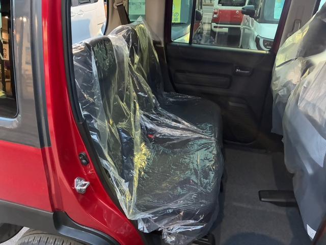 ハスラー ハイブリッドＸ　届出済未使用車　オートＬＥＤ　車線逸脱警報装置　スマートキー＆プッシュスタート　セキュリティアラーム　前席シートヒーター　オートクルーズ　デュアルカメラサポート　パワーウインドウ　ＡＢＳ（13枚目）