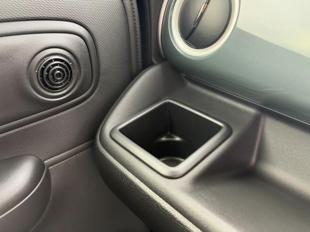 ワゴンＲスマイル ハイブリッドＳ　届出済未使用車　スマートキー＆プッシュスタート　前後誤発進抑制　オートマチックハイビーム　ＬＥＤライト　車線逸脱防止　クルーズコントロール　フルオートエアコン　運転席シートヒーター　衝突安全ボディ（24枚目）